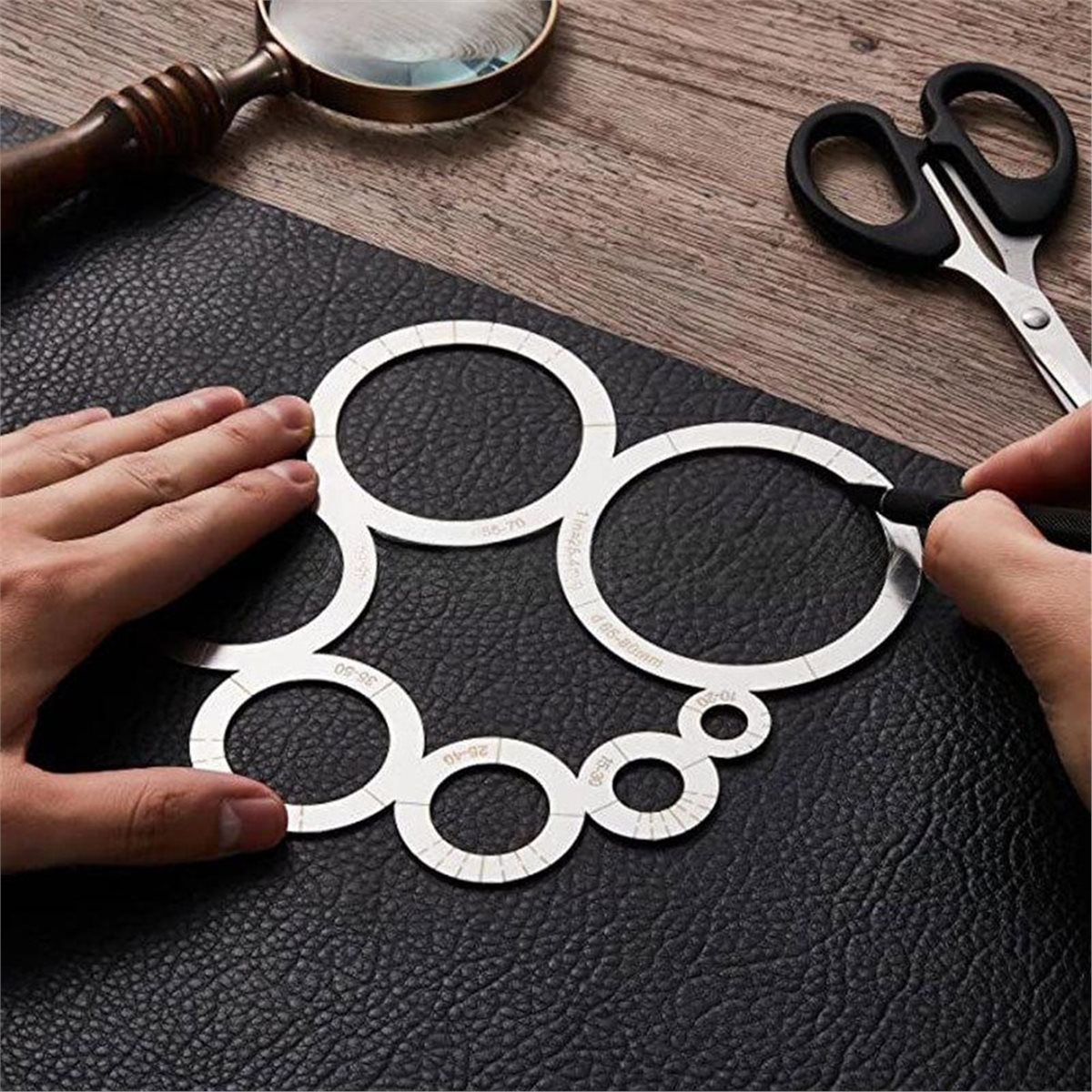 Leatherwork Ruler - مسطرة قطع الزوايا للعمل بالجلد مع