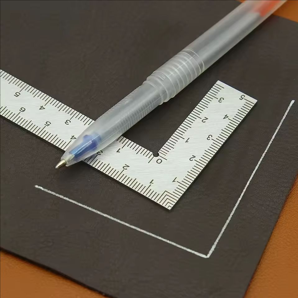 مسطرة قياس دقيقة مزدوجة الجوان - مراجعة Leatherwork Ruler وسعره