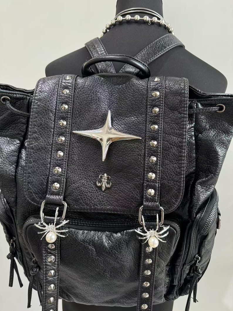 حقيبة كتف من جلد البولي يوريثا - مراجعة Leatherwork Rivets وسعره